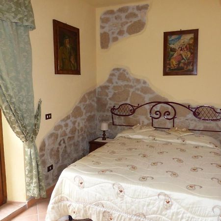 Casale San Pietro Bed and Breakfast Otricoli Buitenkant foto