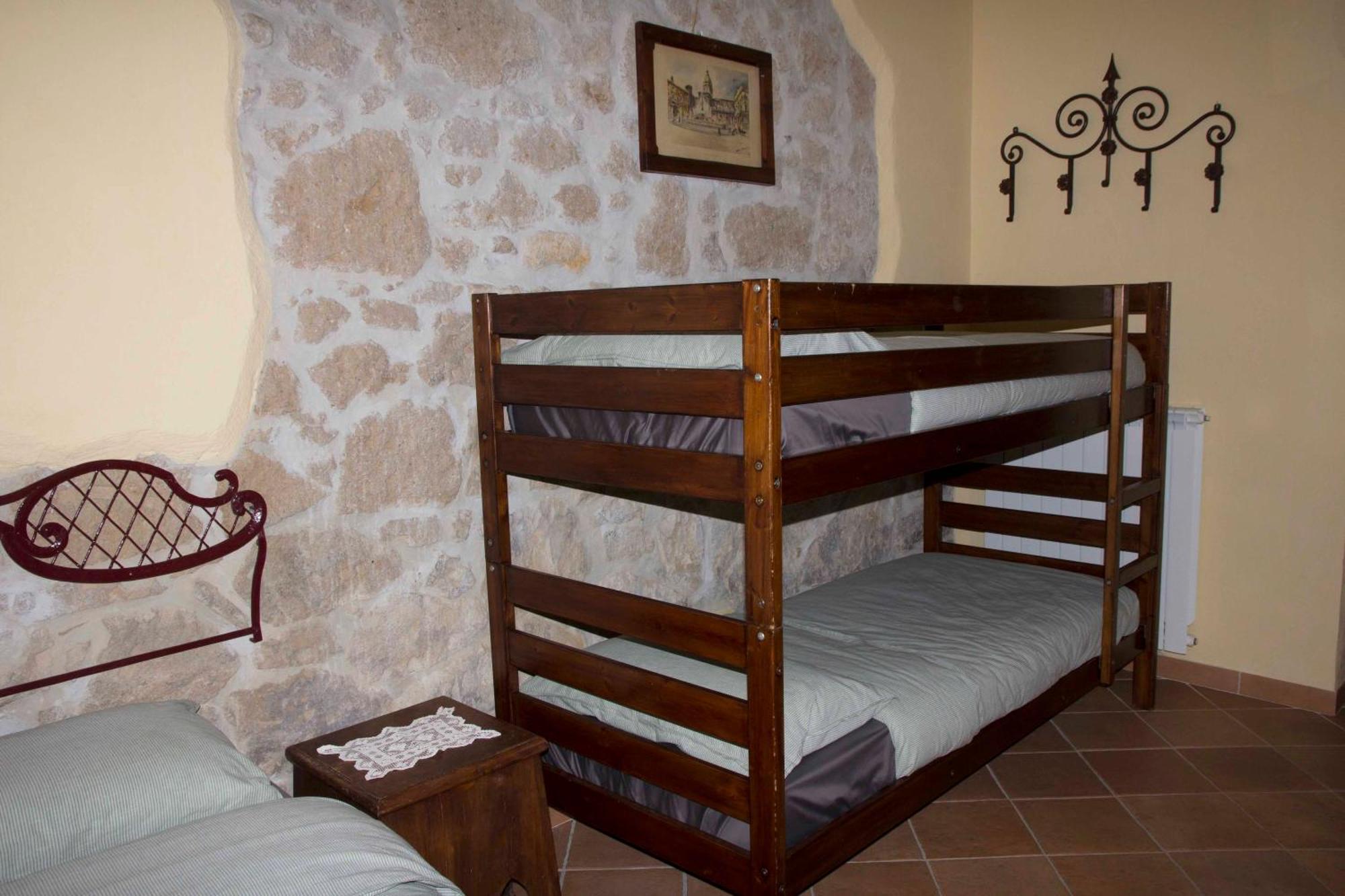 Casale San Pietro Bed and Breakfast Otricoli Buitenkant foto
